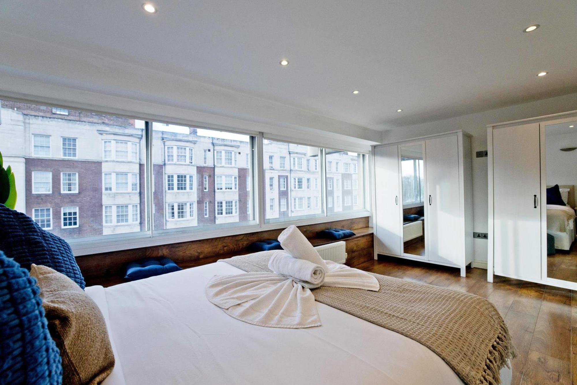 Imperial Queensway Appartamento